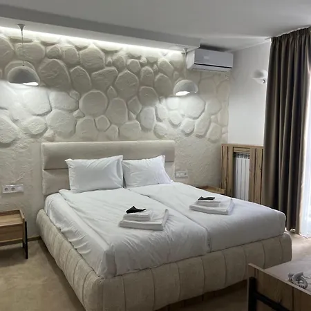 Hotel Stillaterm Mineralni Bani